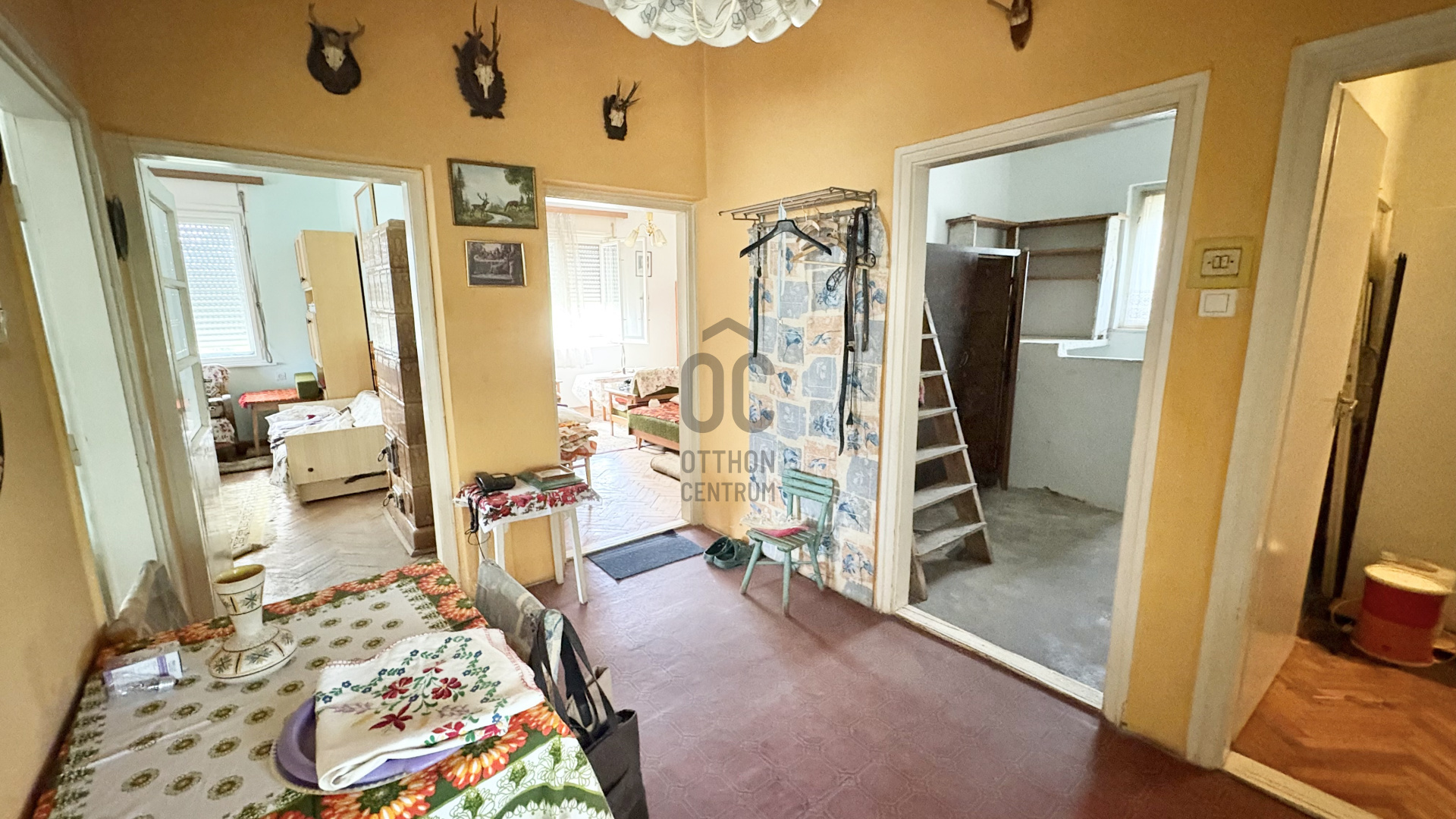 Gallery zoom image