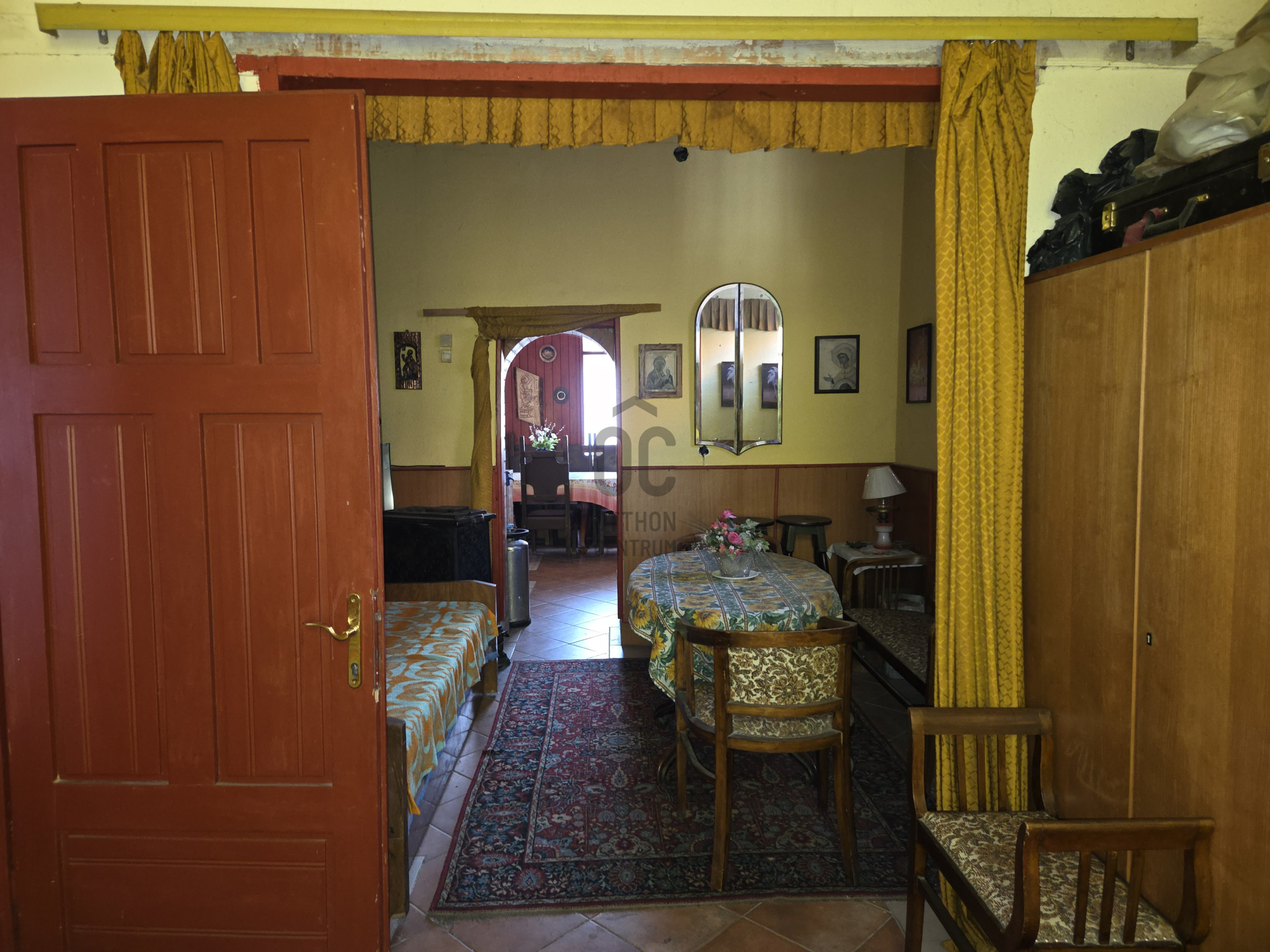 Gallery zoom image