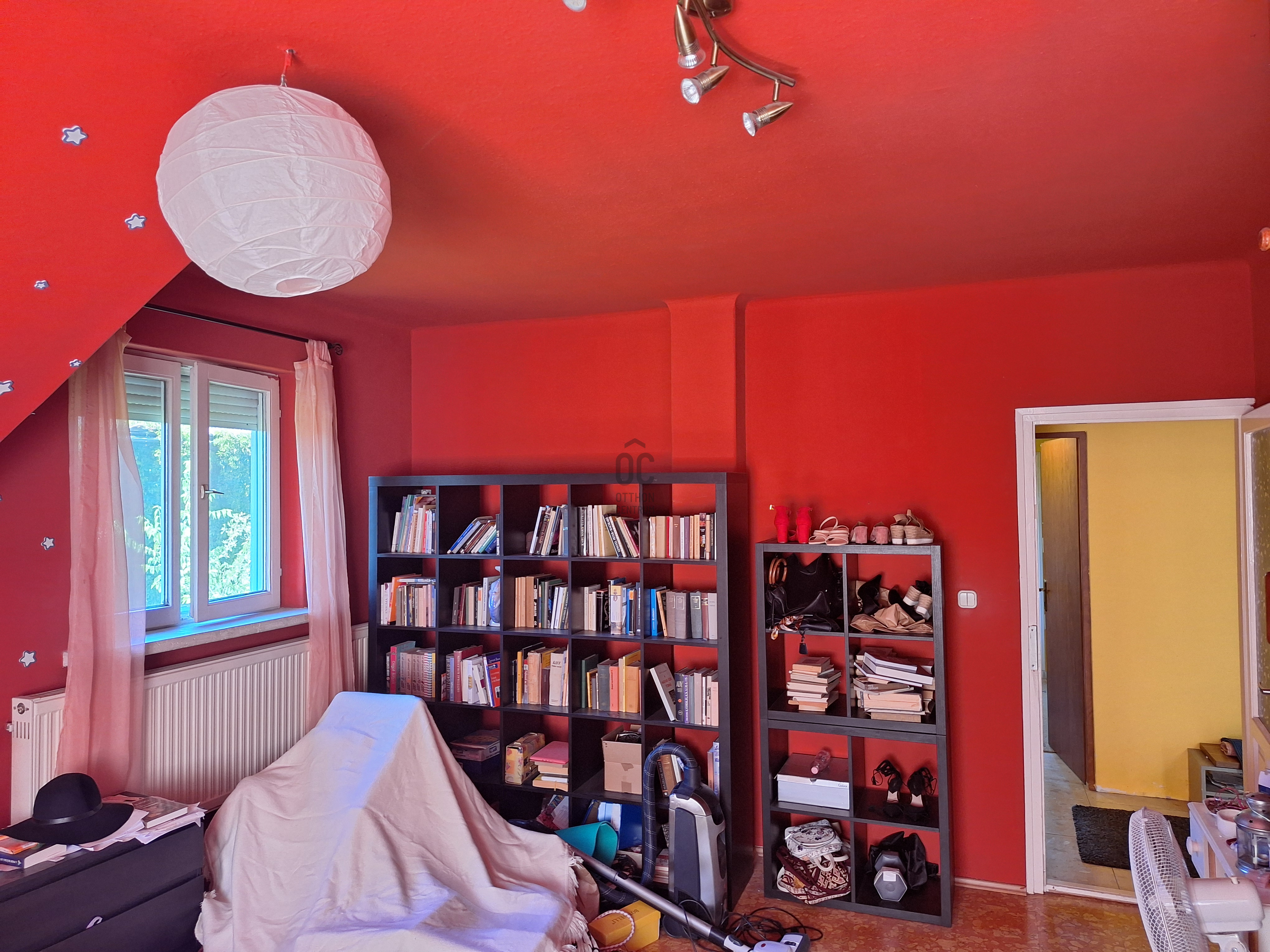 Gallery zoom image