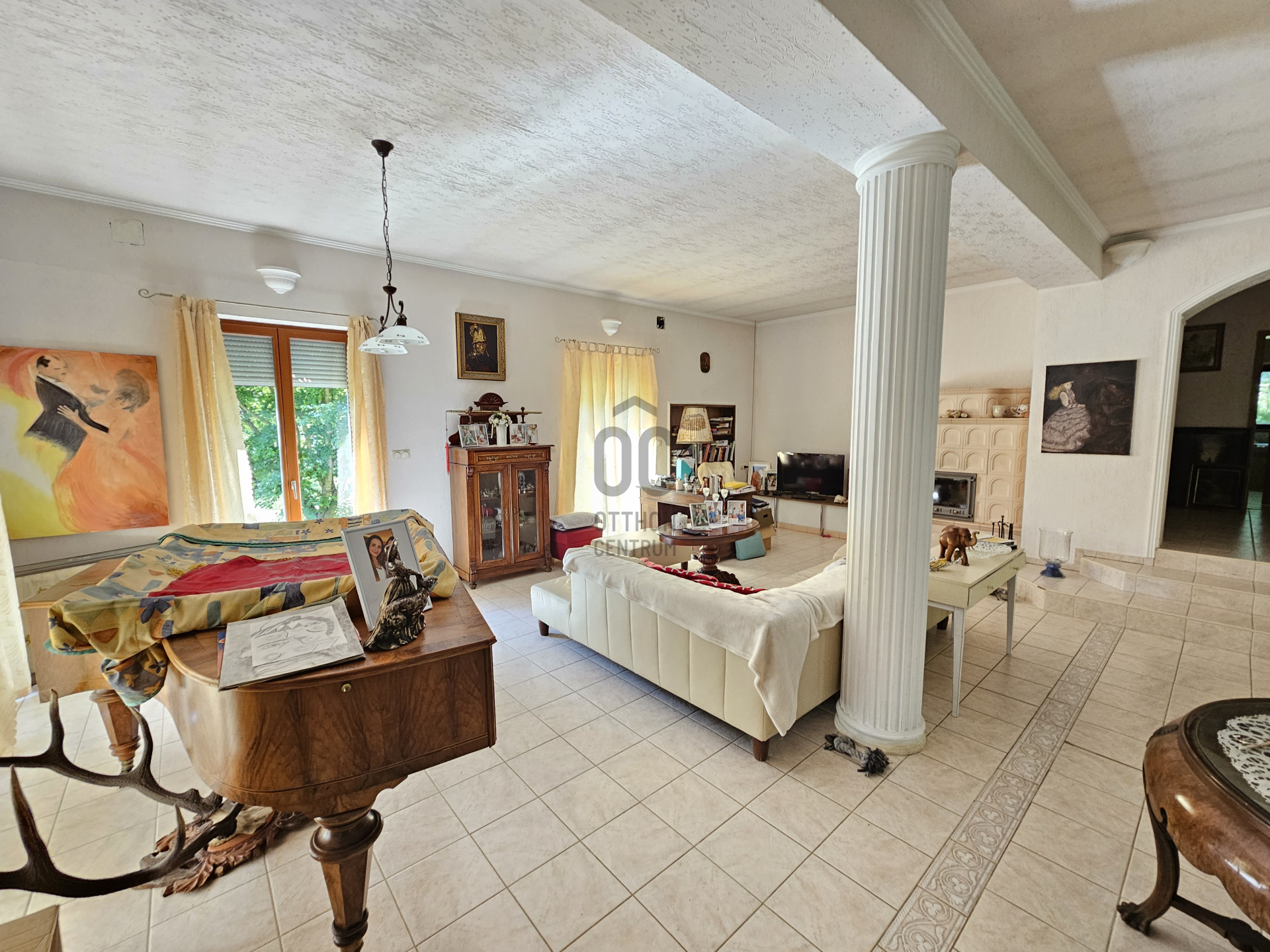 Gallery zoom image
