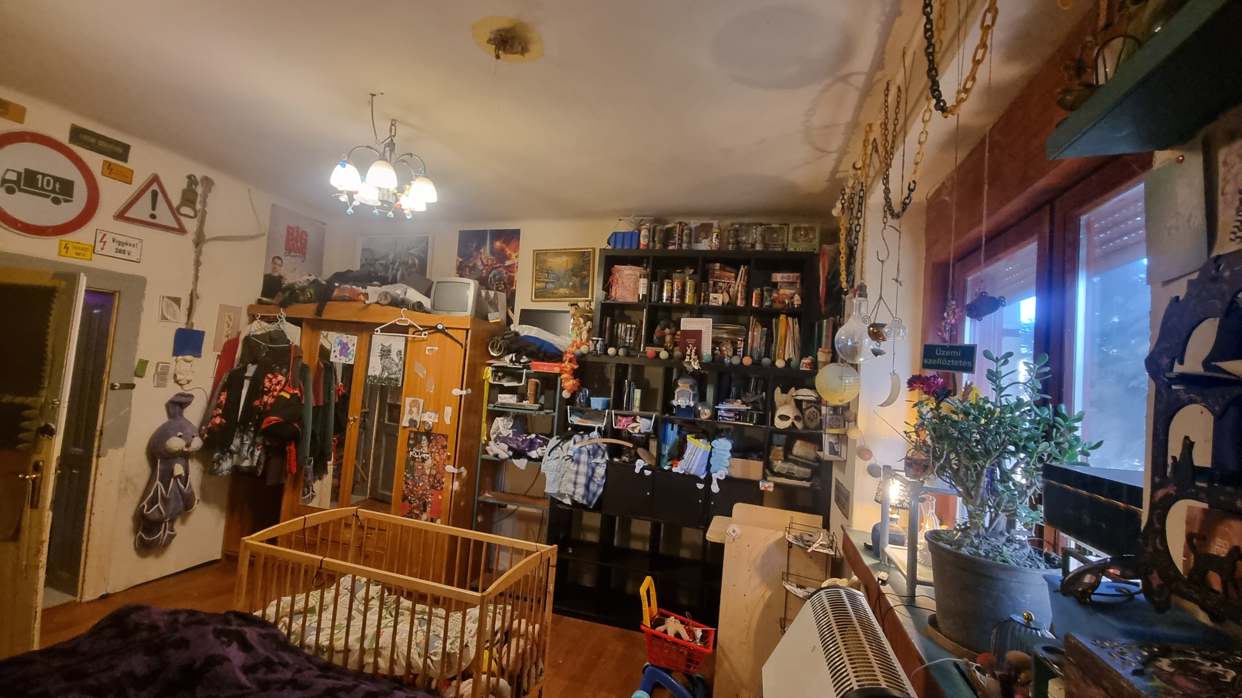 Gallery zoom image