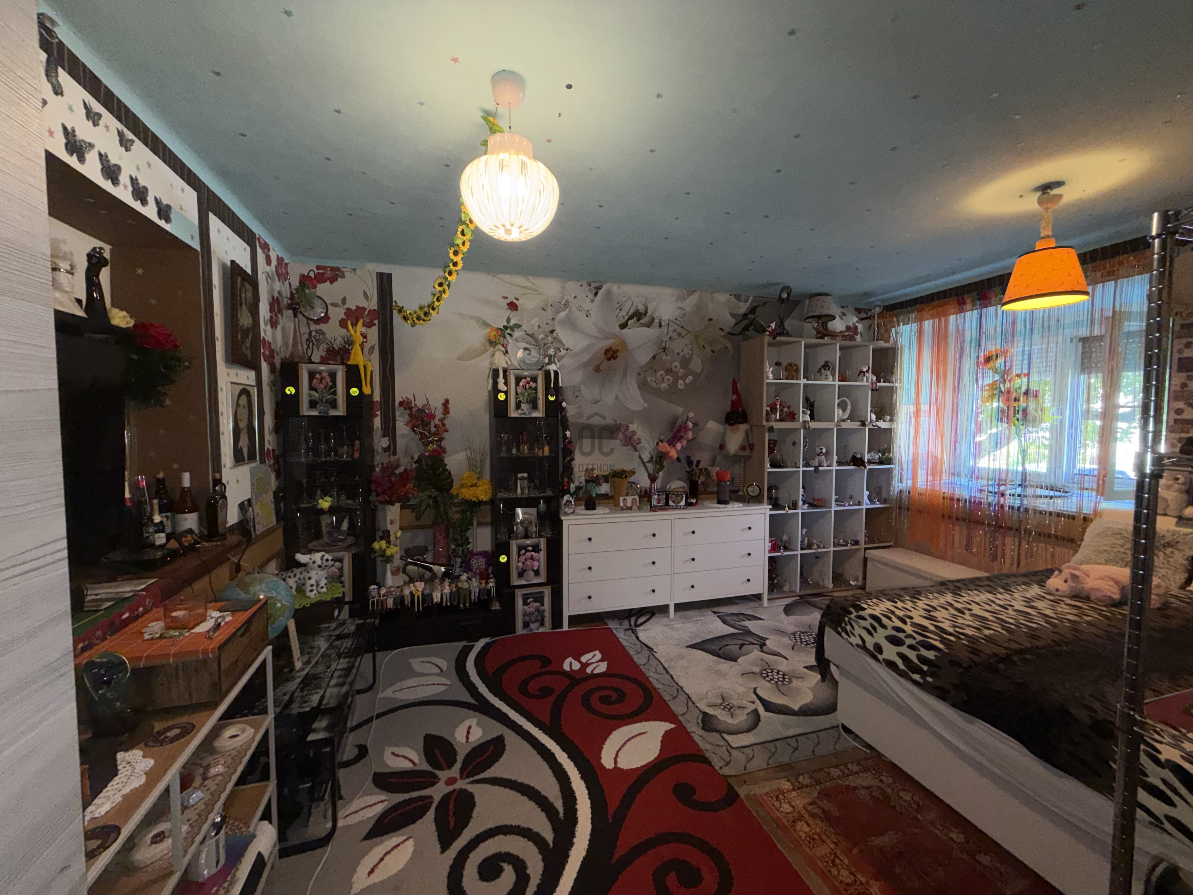 Gallery zoom image