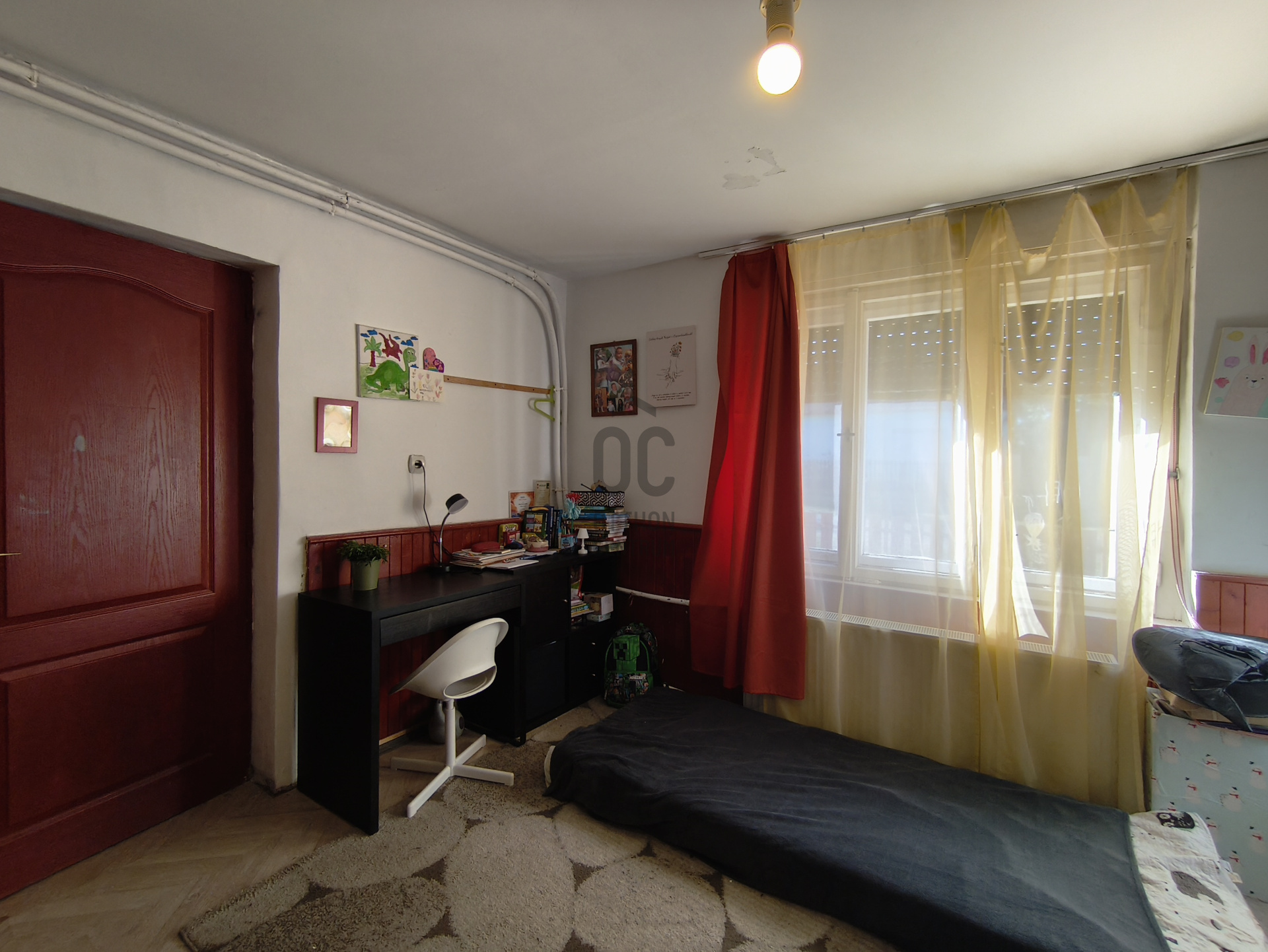Gallery zoom image