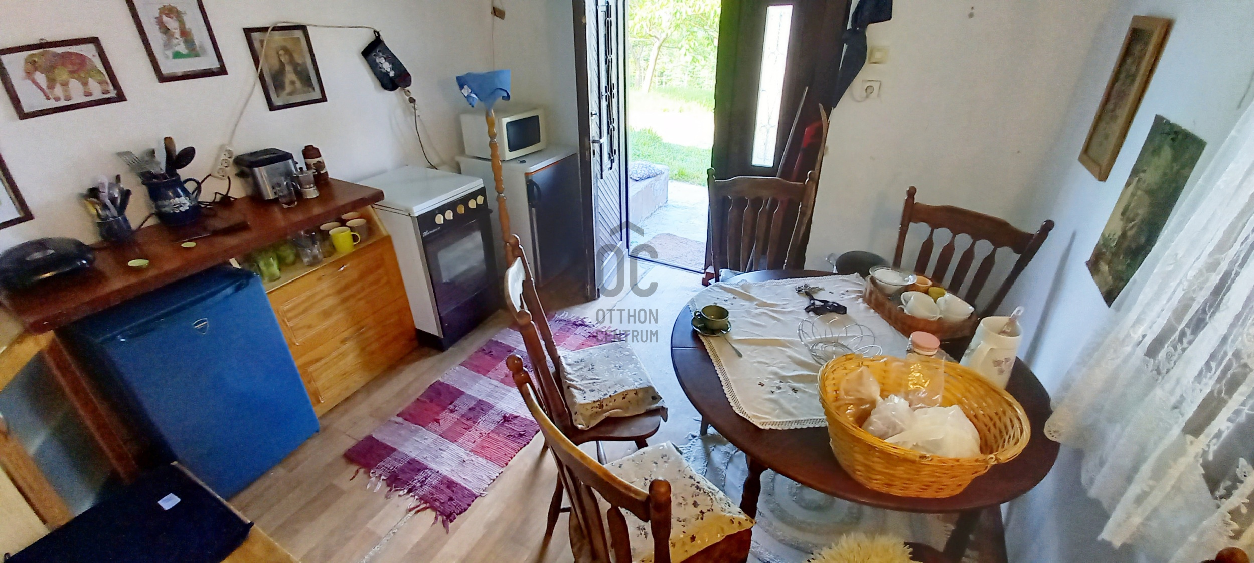 Gallery zoom image
