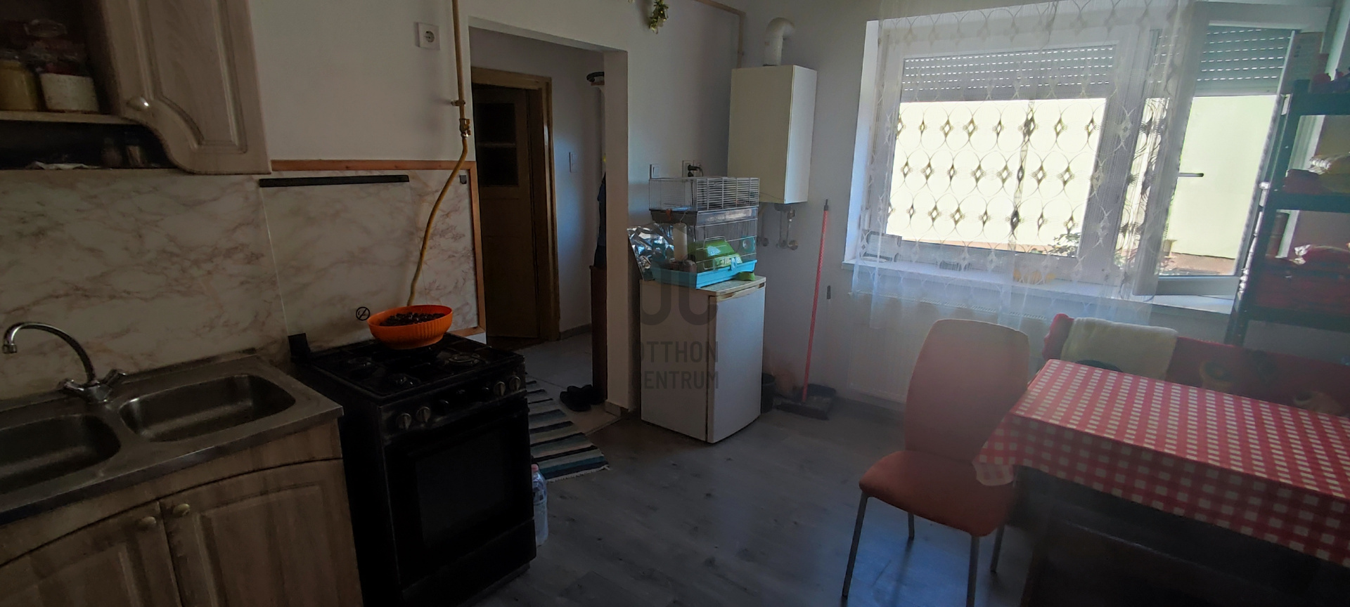 Gallery zoom image