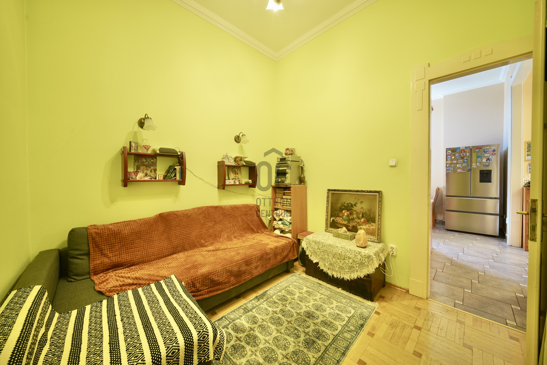 Gallery zoom image
