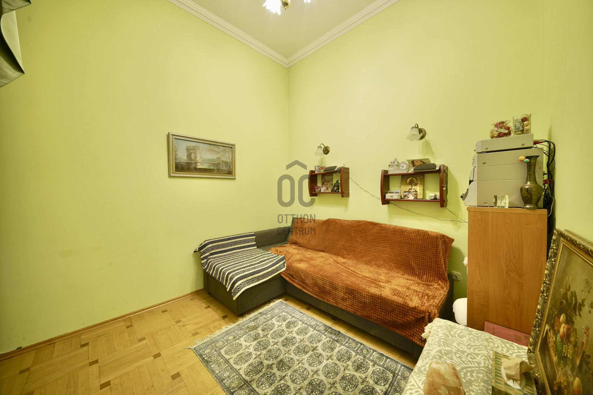Gallery zoom image