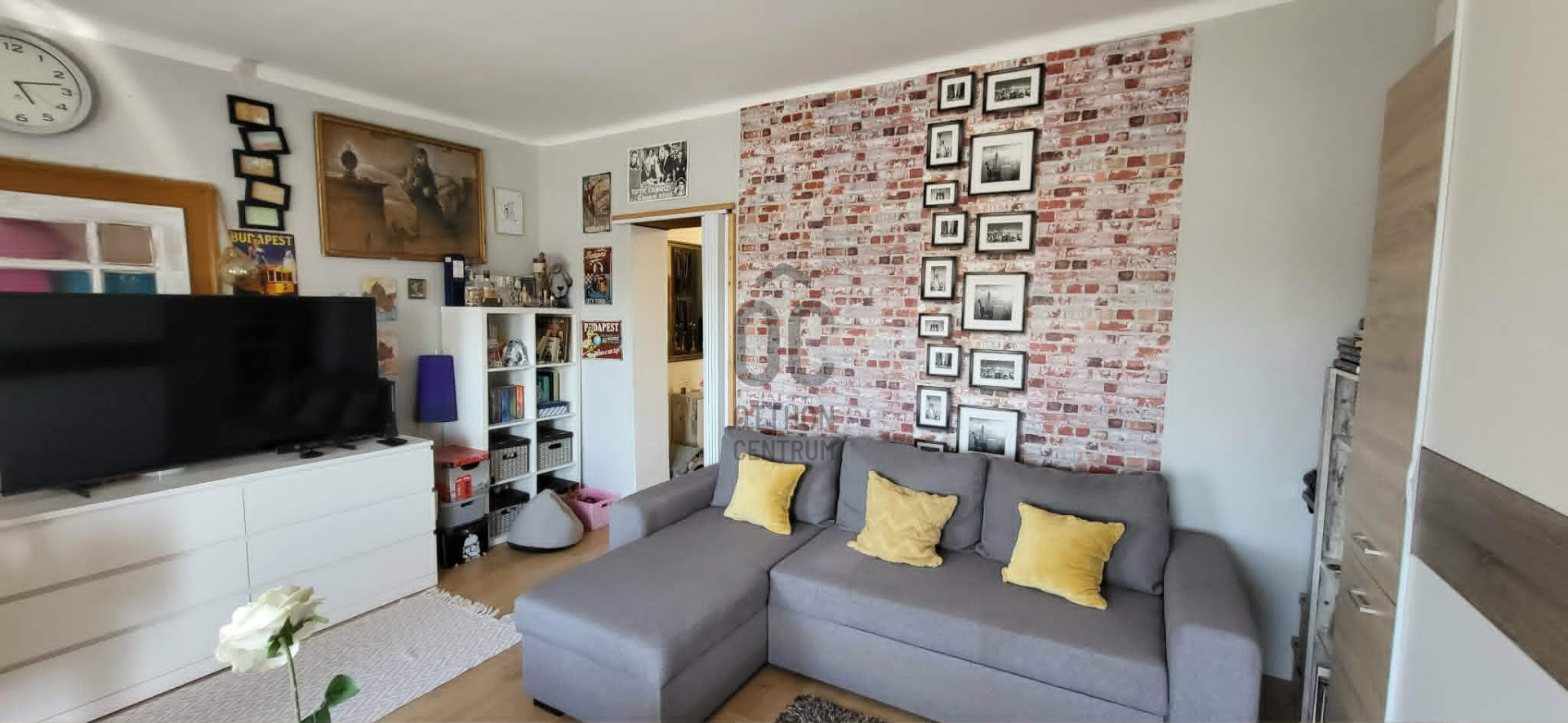 Gallery zoom image