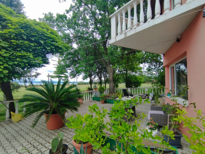 6 bed · 365m² · Családi ház · 399.000.000 Ft