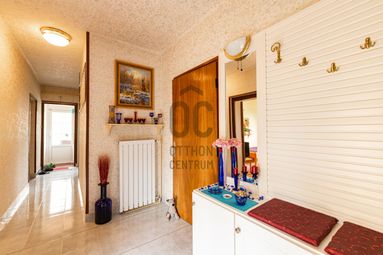 5 bed · 180m² · Családi ház · 269.900.000 Ft