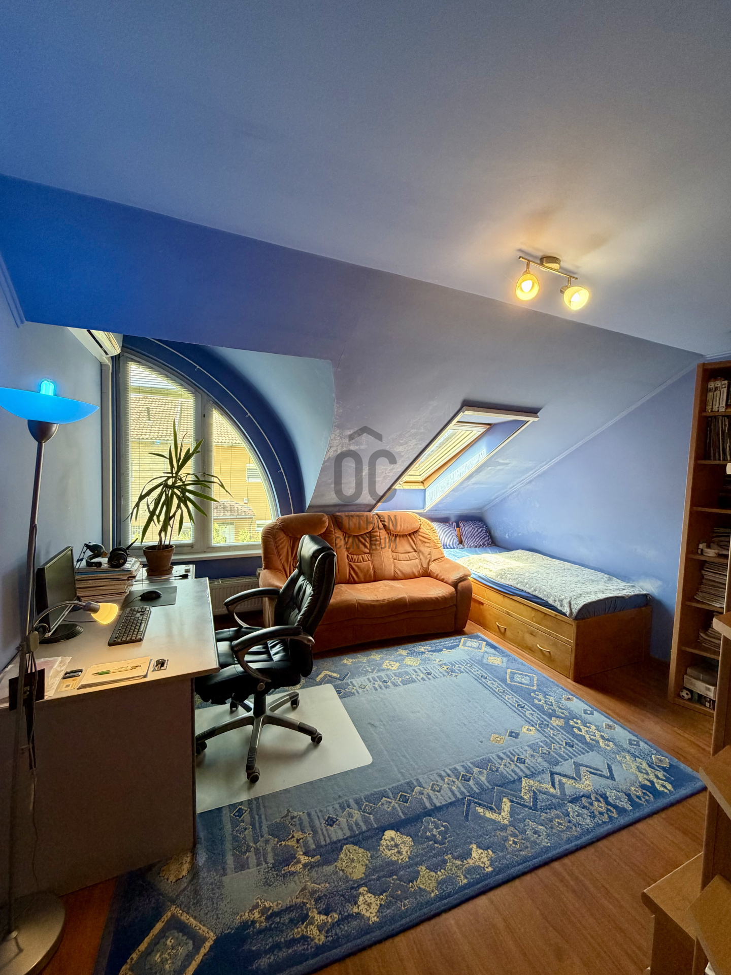 Gallery zoom image