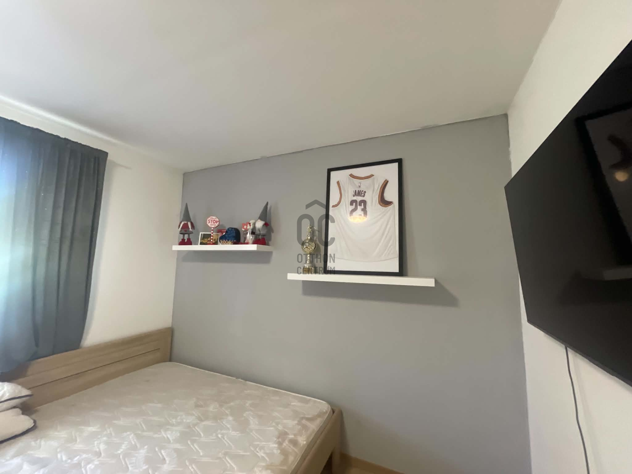 Gallery zoom image