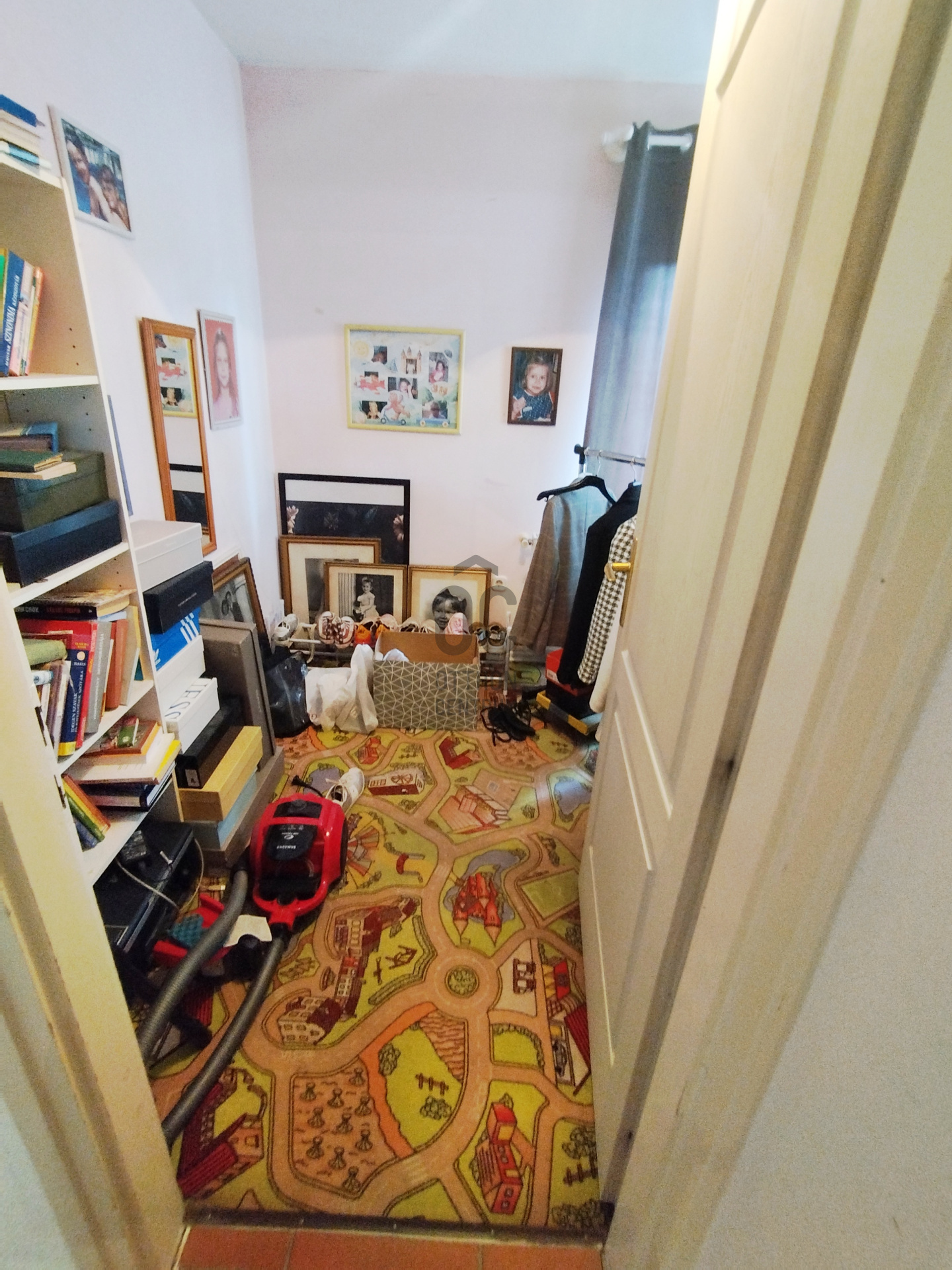 Gallery zoom image