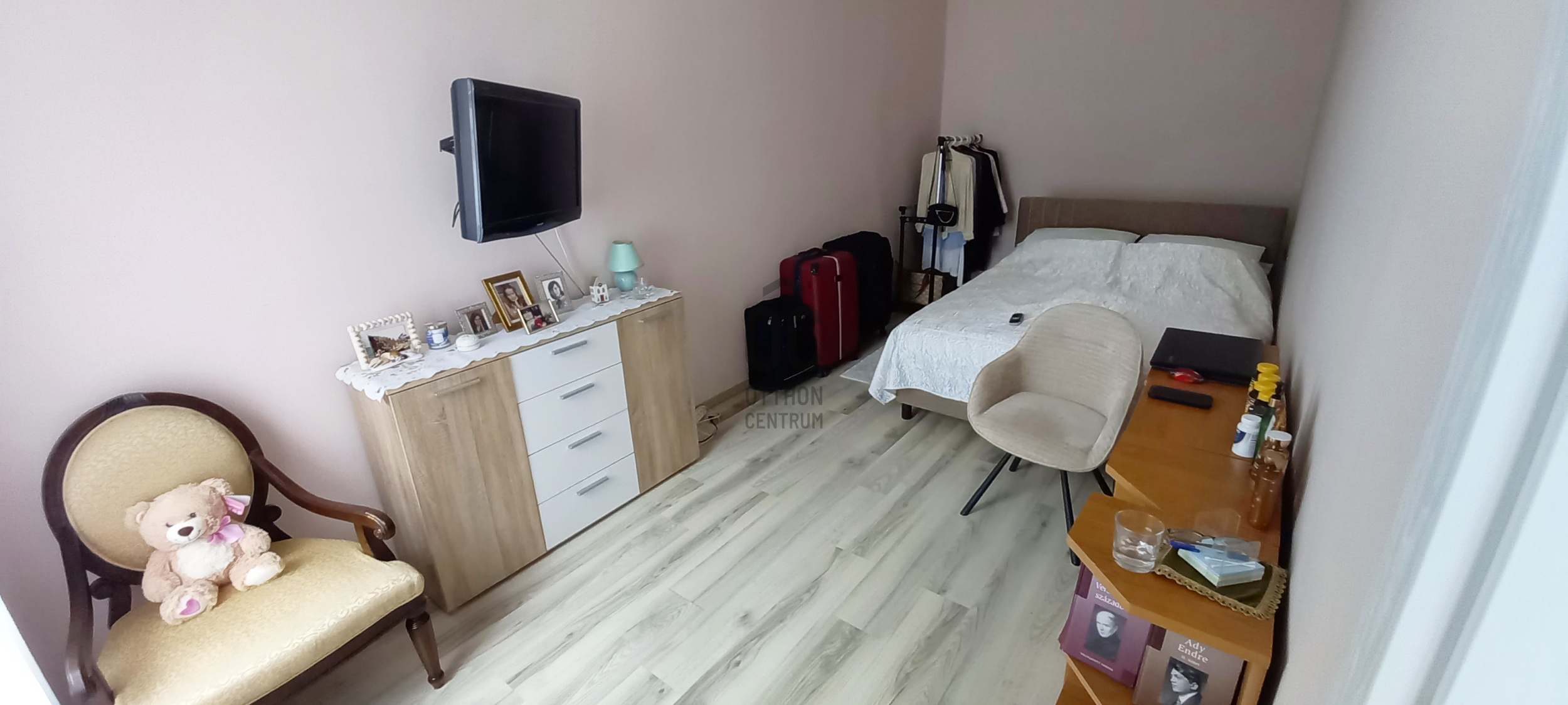 Gallery zoom image