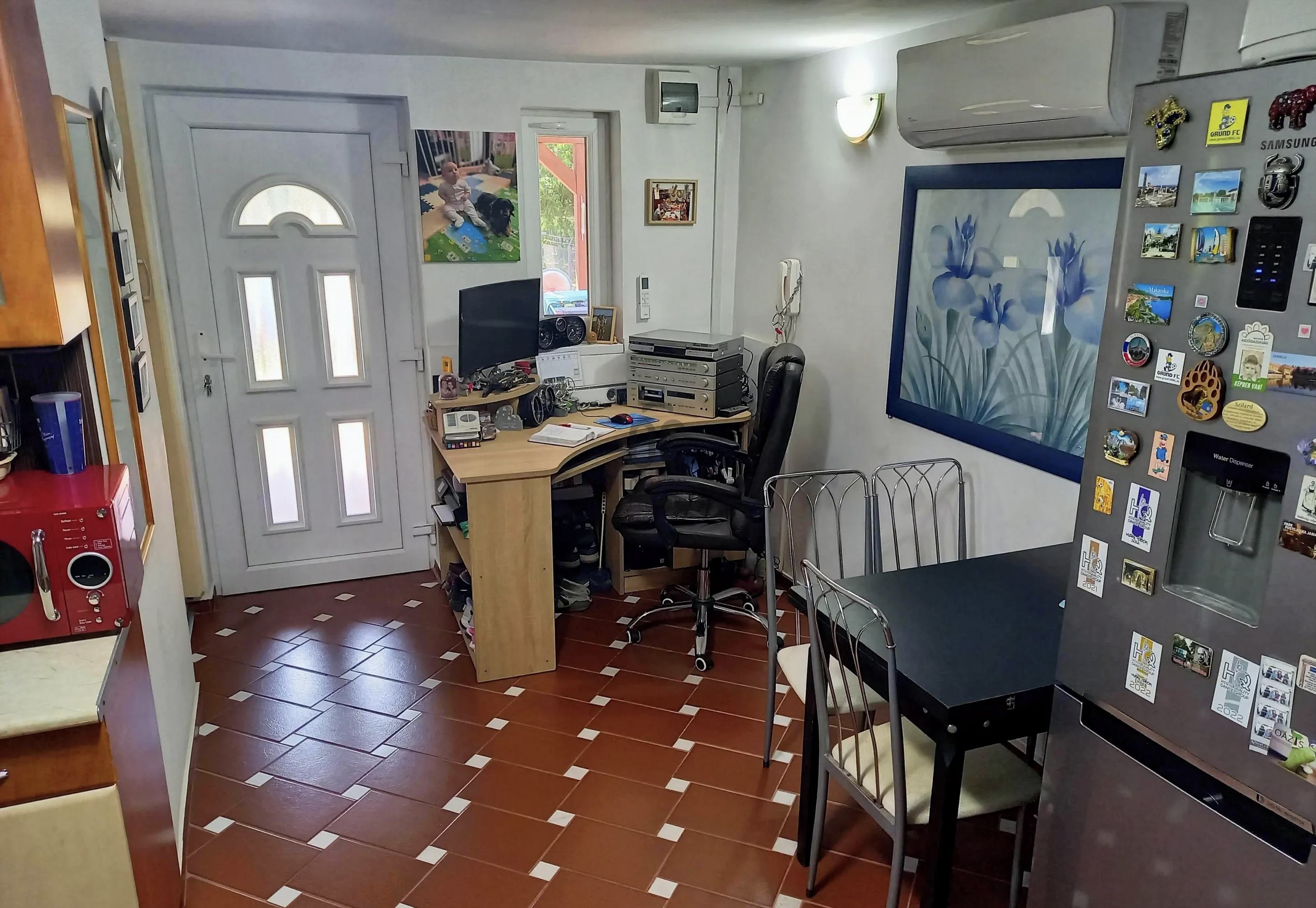 Gallery zoom image