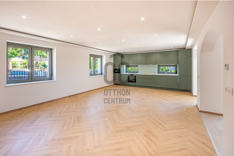 4 bed · 130m² · Ház · 550.000.000 Ft