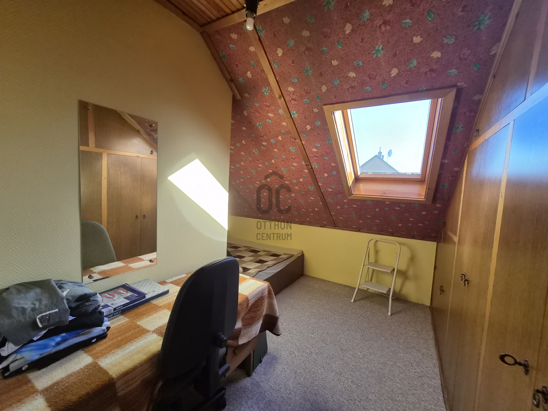 Gallery zoom image
