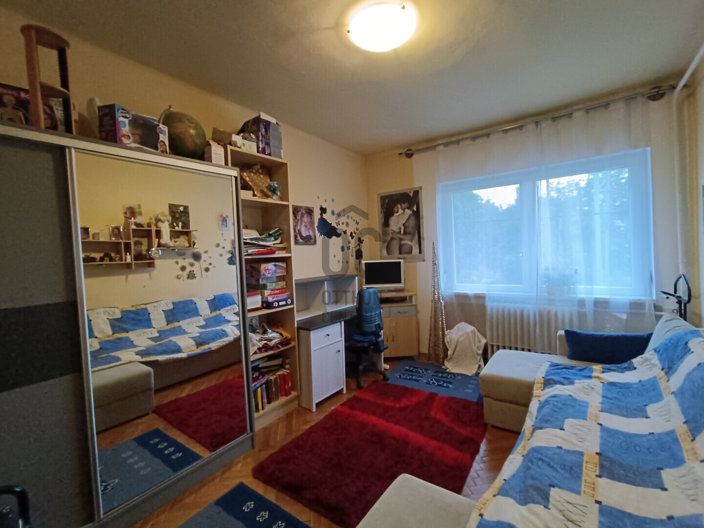 Gallery zoom image