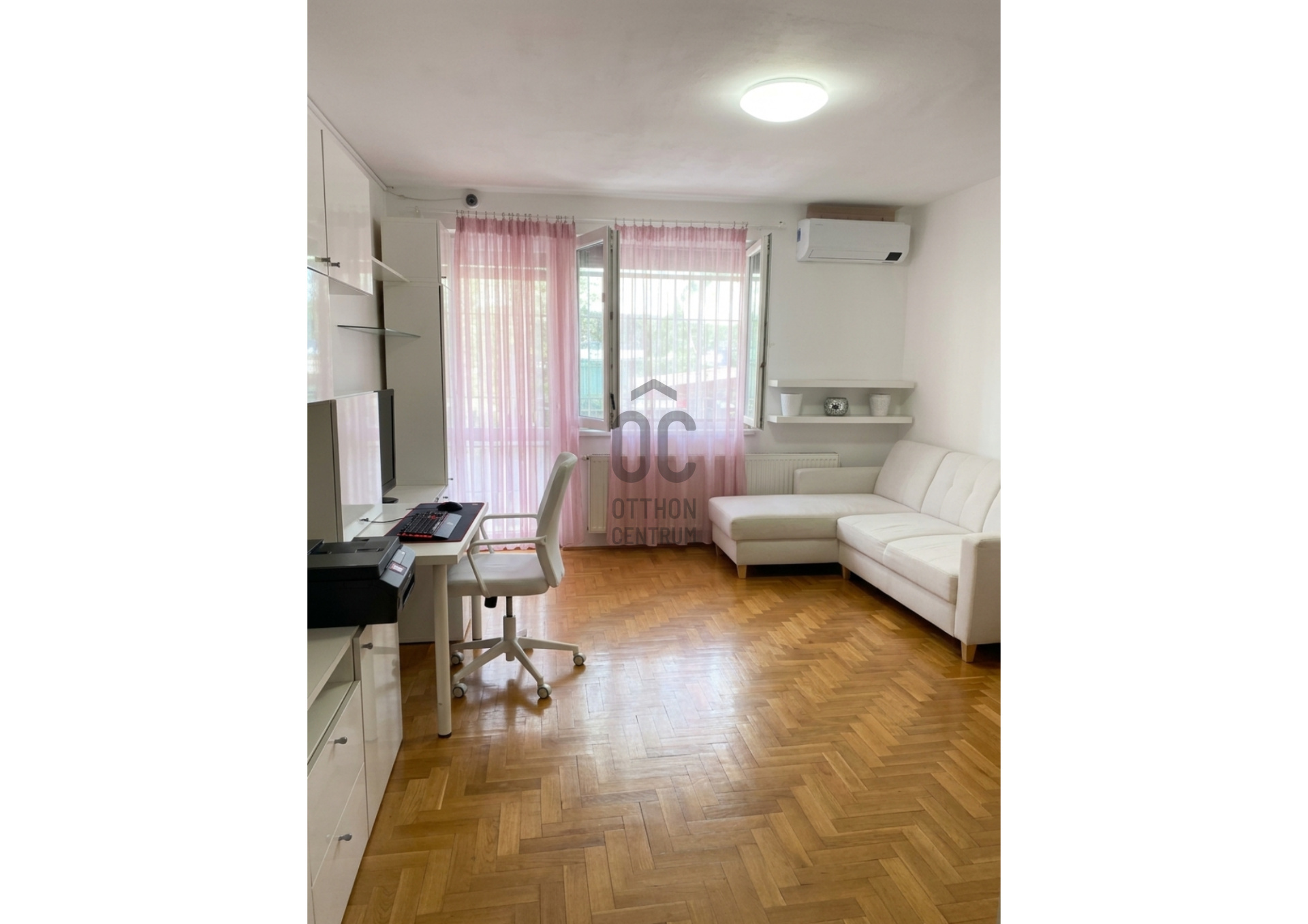 Gallery zoom image