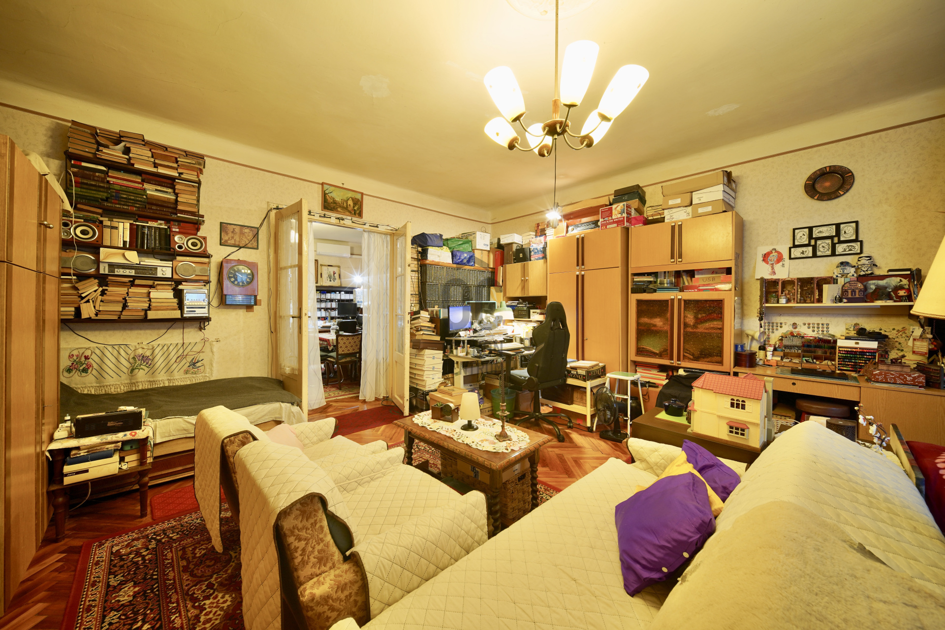 Gallery zoom image