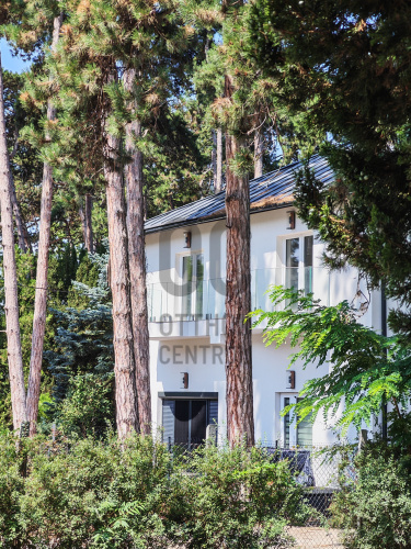 4 bed · 1167m² · Lakás · 137.716.535 Ft