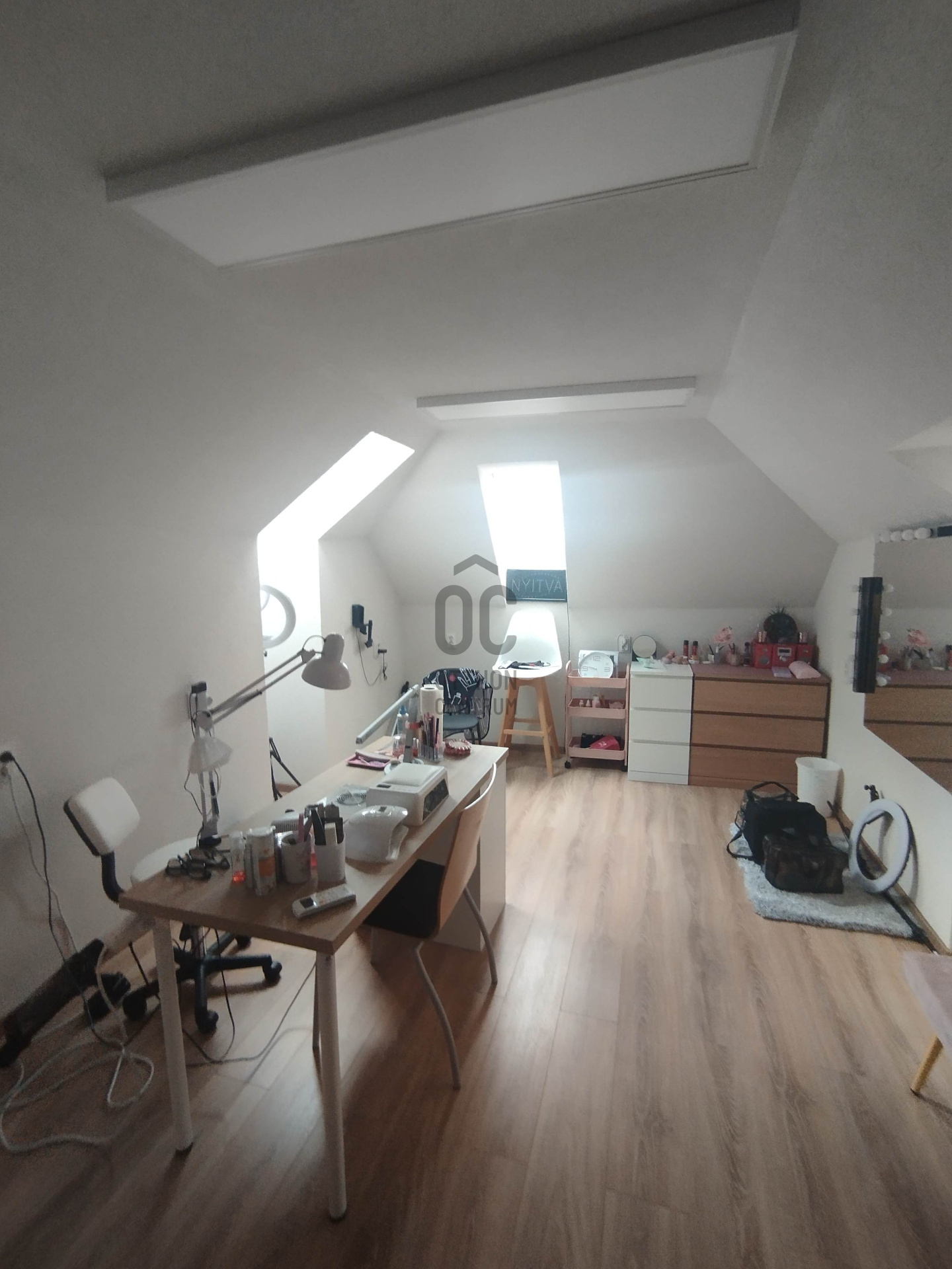 Gallery zoom image
