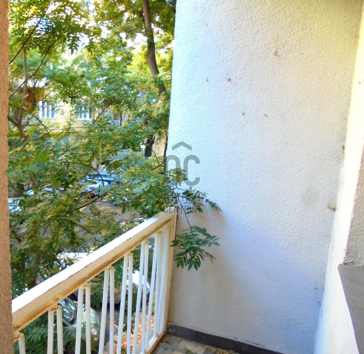 Gallery zoom image