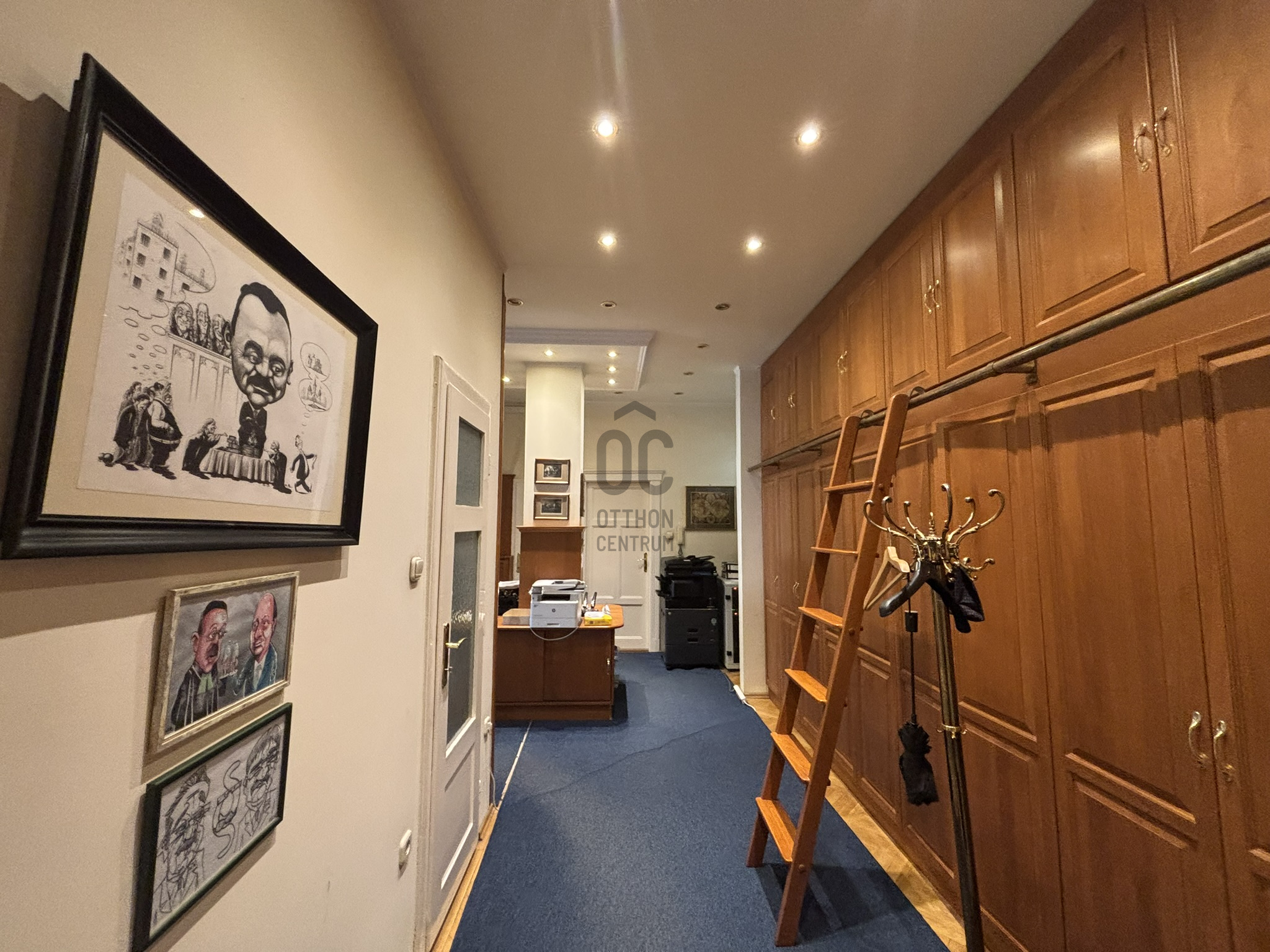 Gallery zoom image