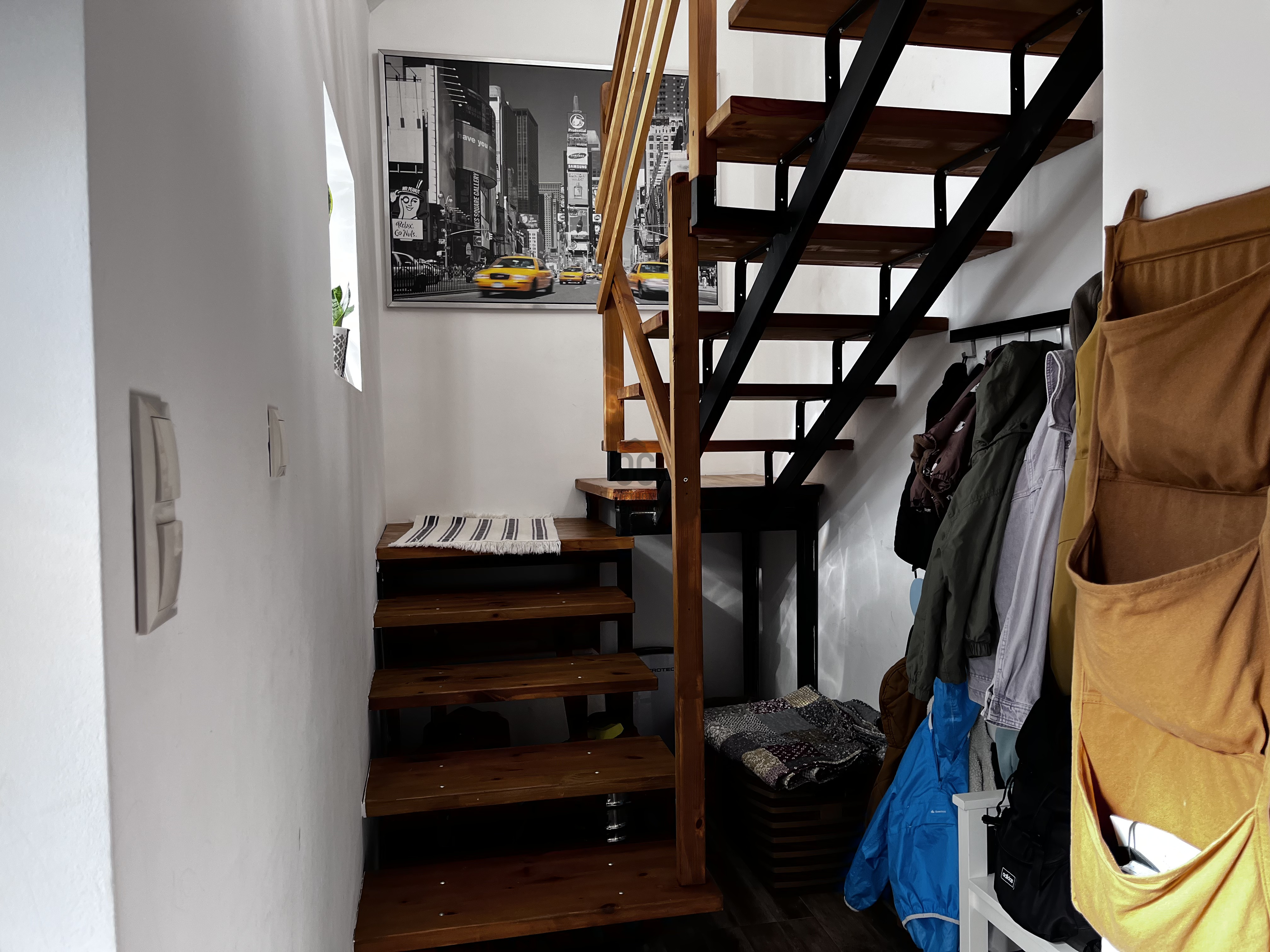 Gallery zoom image