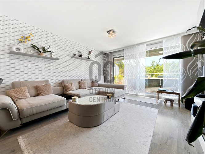 Apartament 3 camere, 107 m²