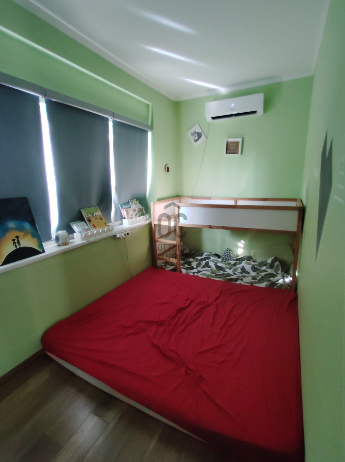 Gallery zoom image