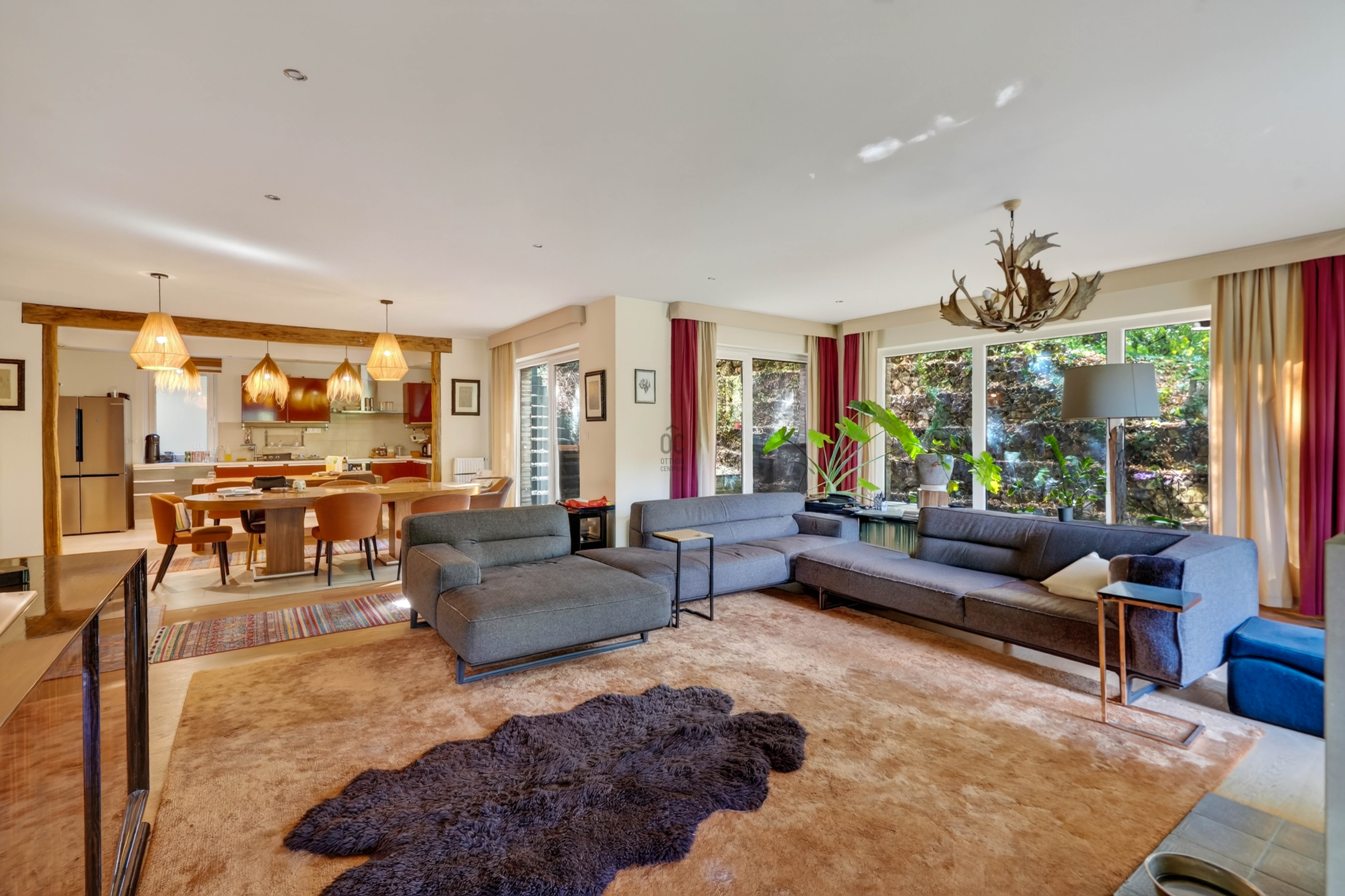 Gallery zoom image