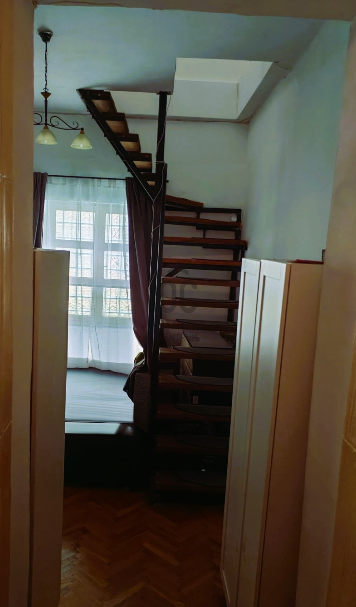 Gallery zoom image