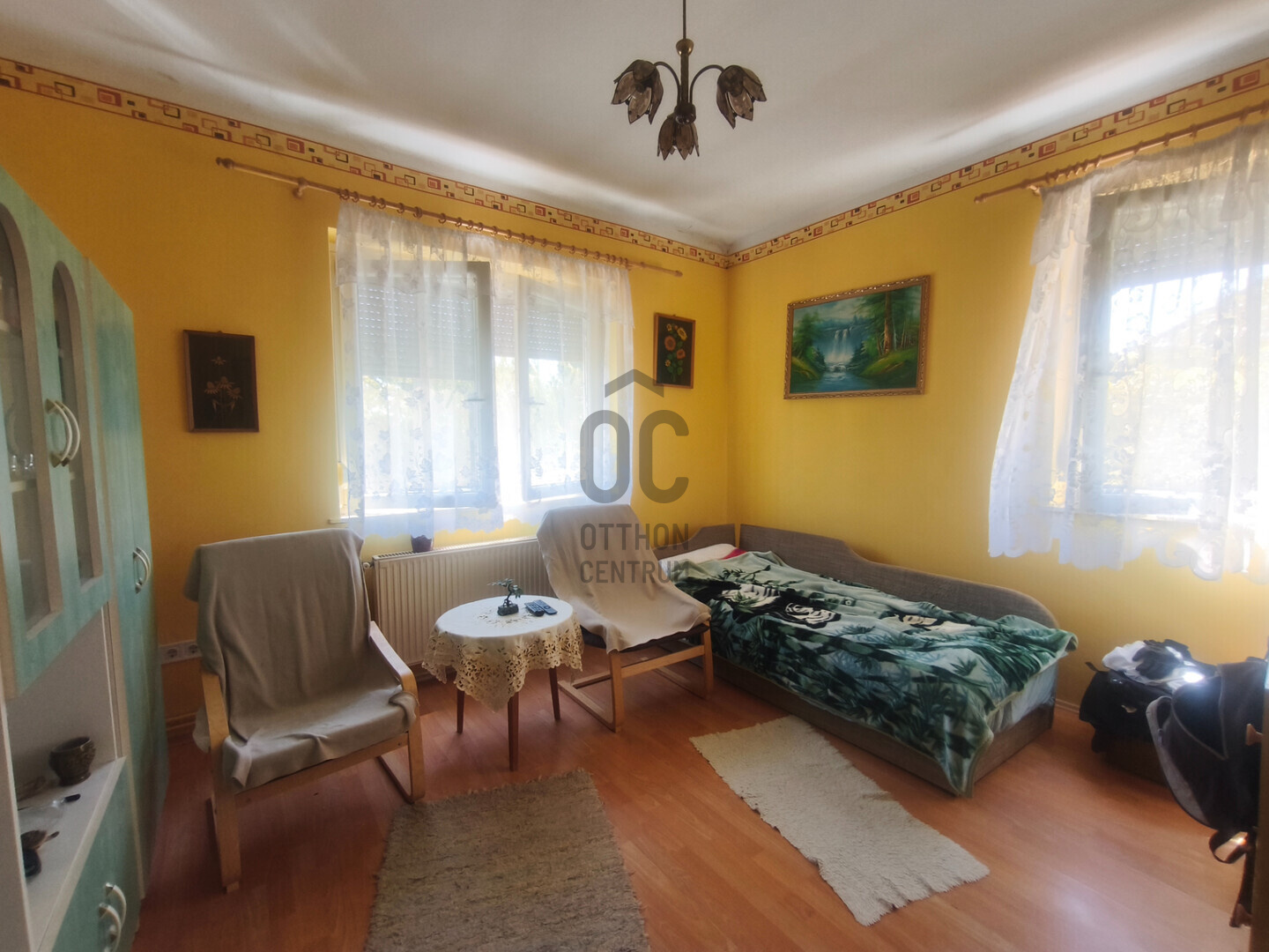 Gallery zoom image