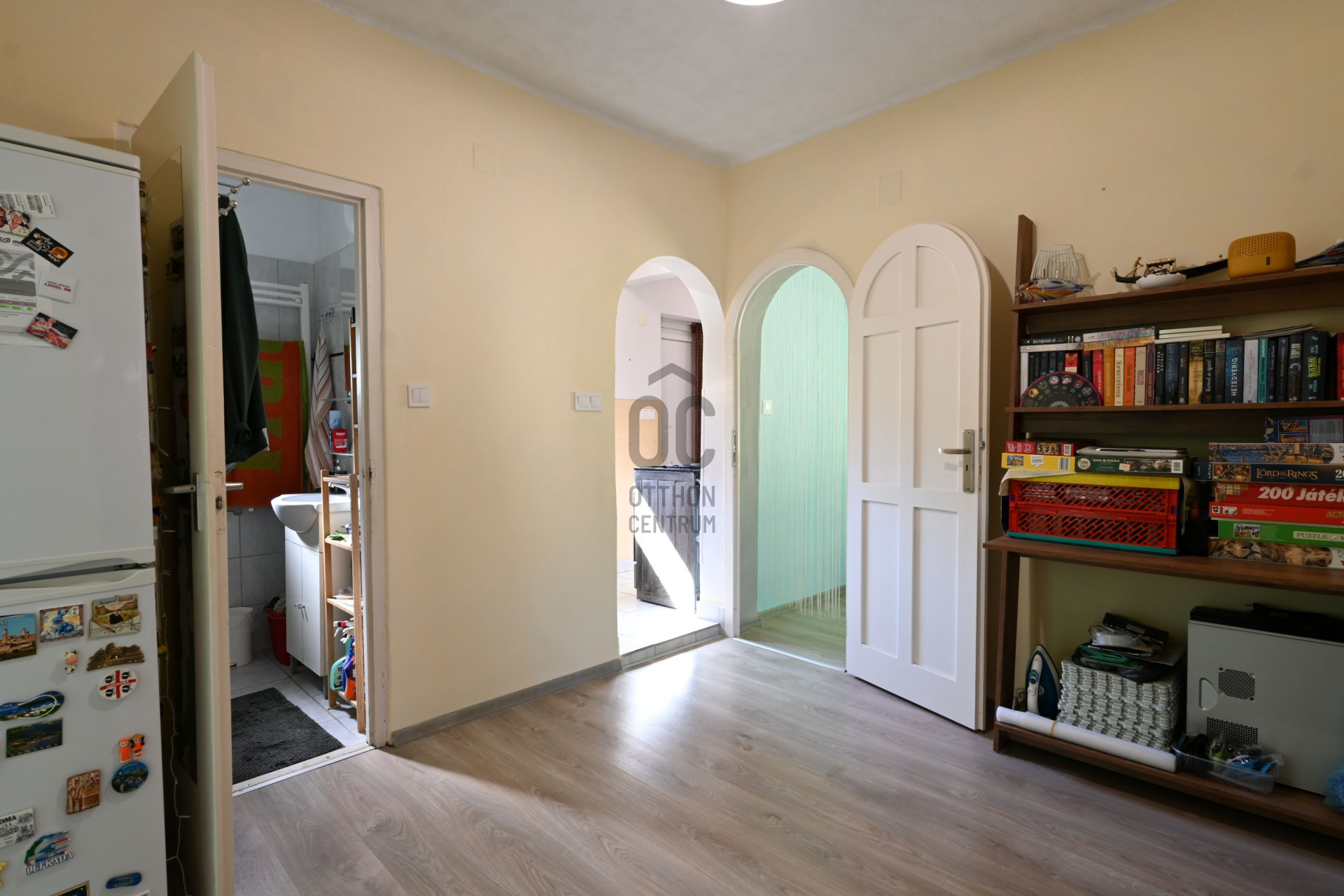 Gallery zoom image