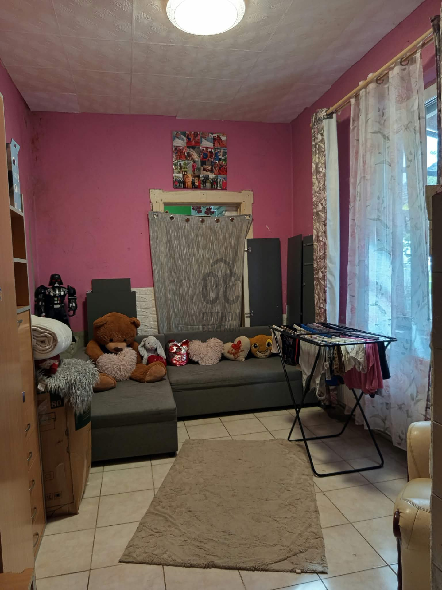 Gallery zoom image