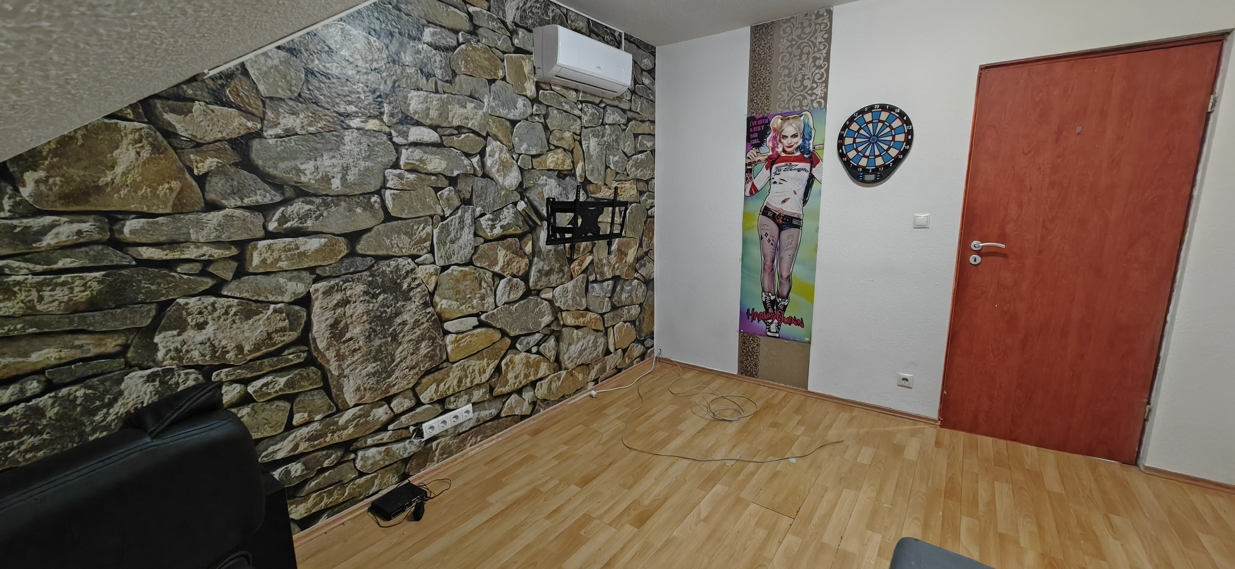 Gallery zoom image