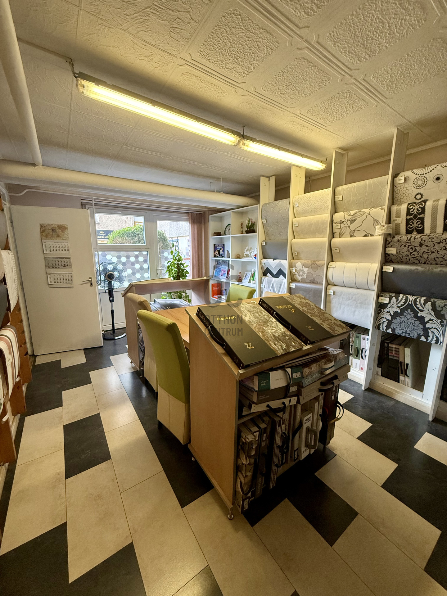 Gallery zoom image