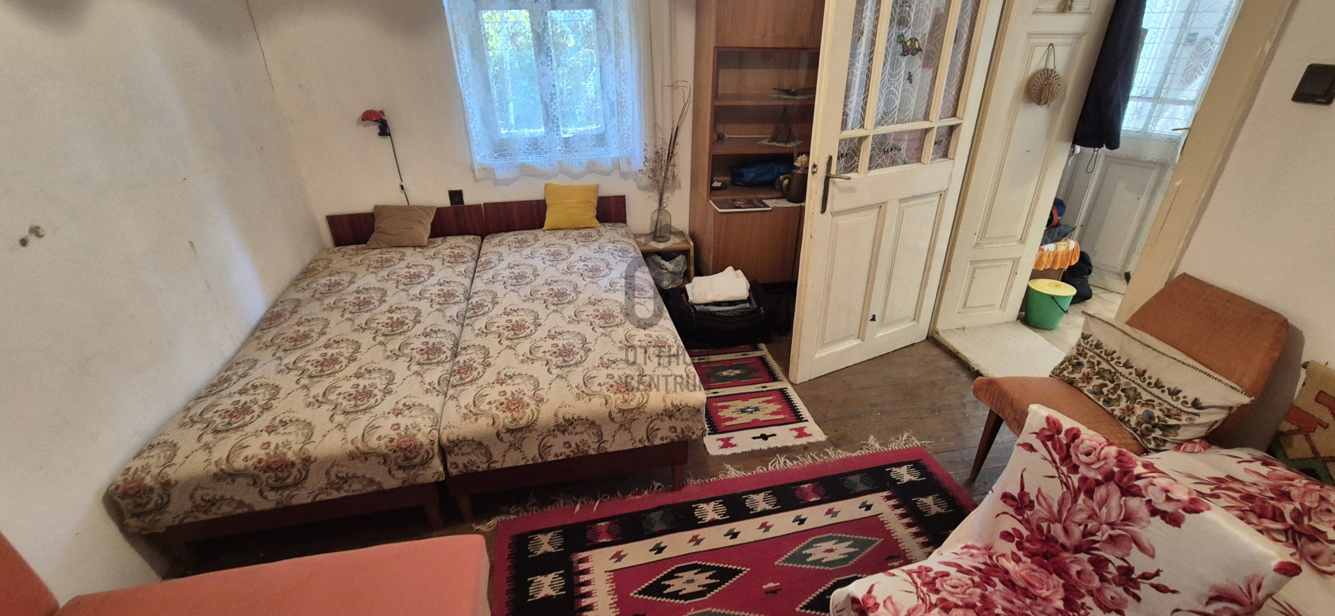 Gallery zoom image