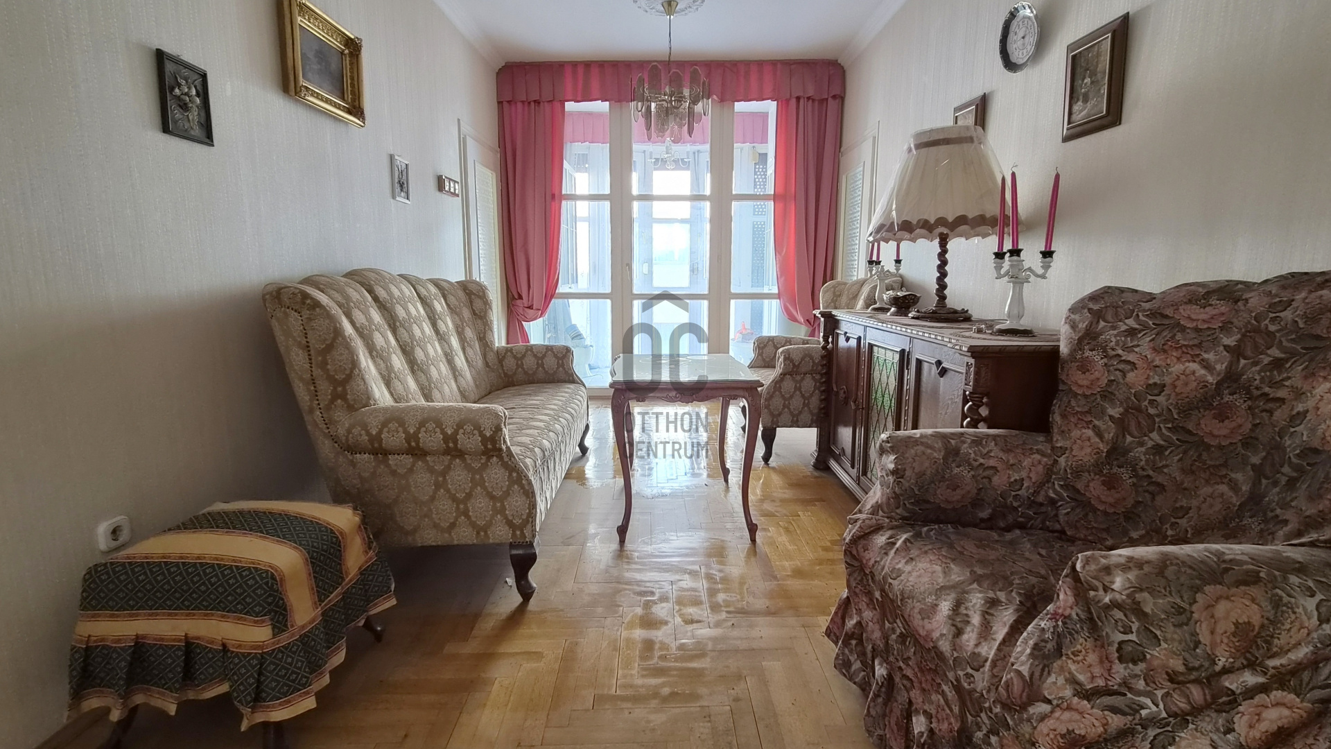 Gallery zoom image