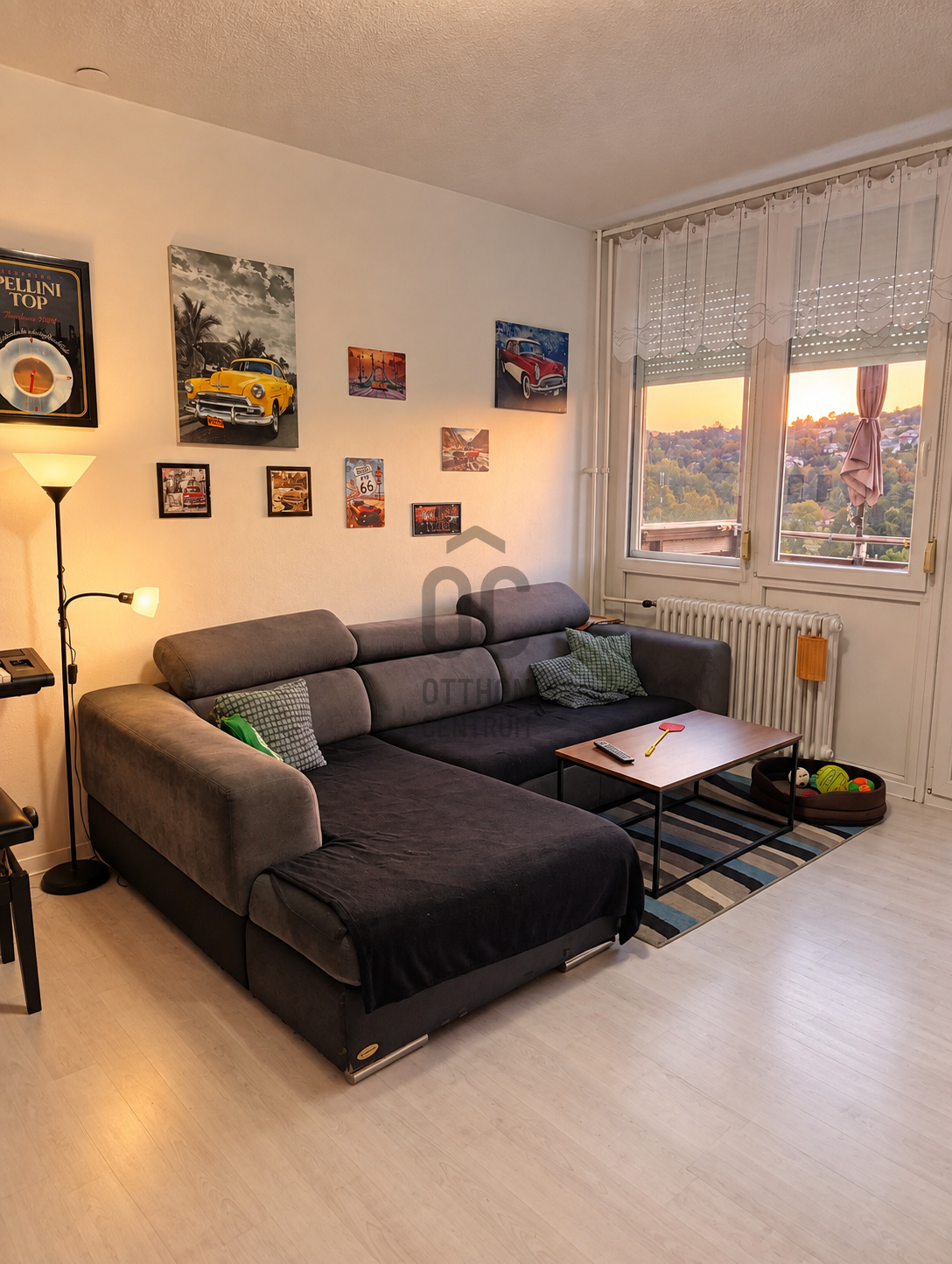 Gallery zoom image