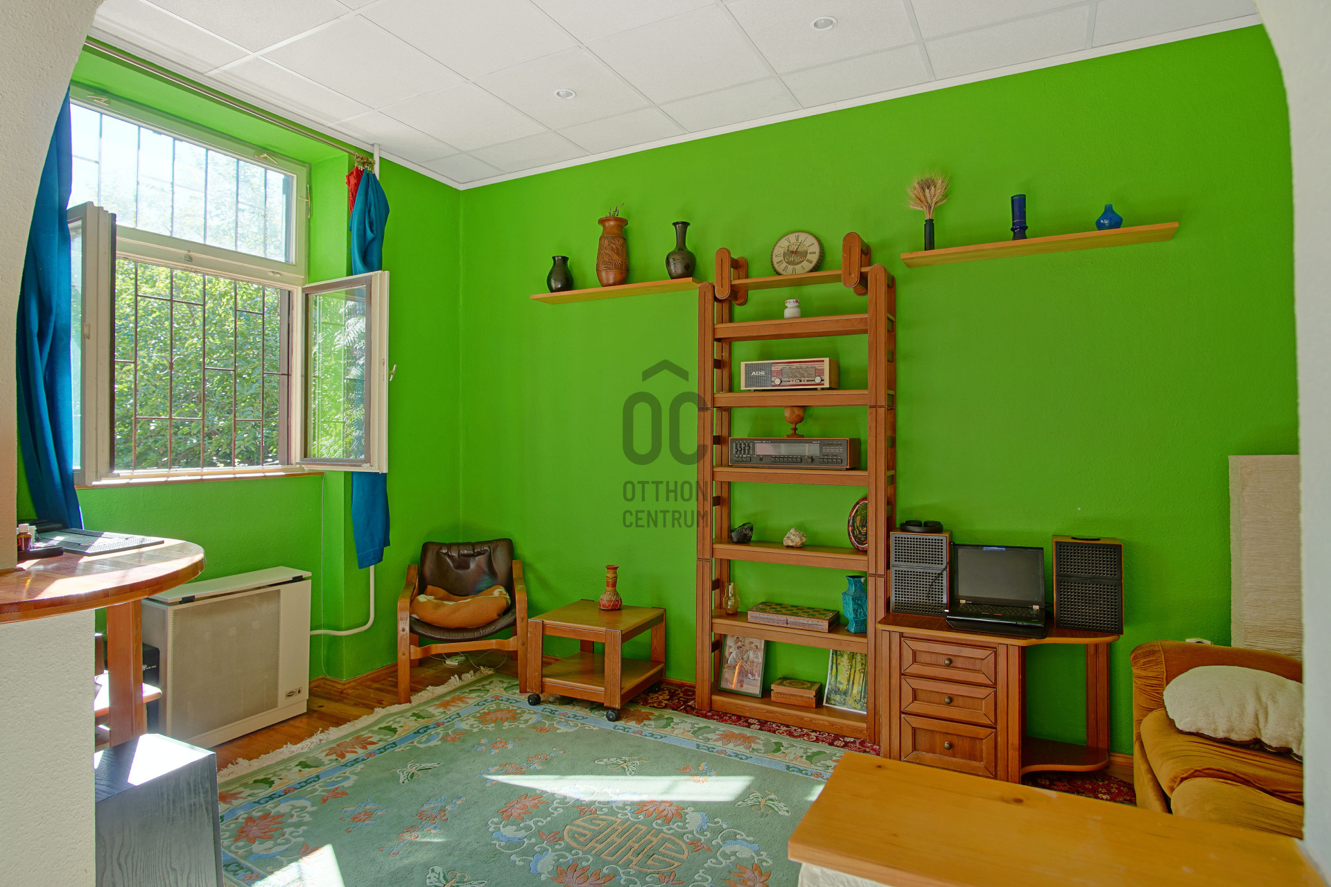 Gallery zoom image