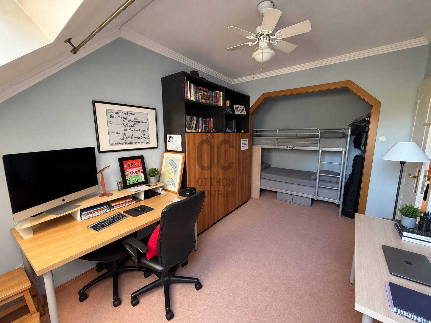 Gallery zoom image