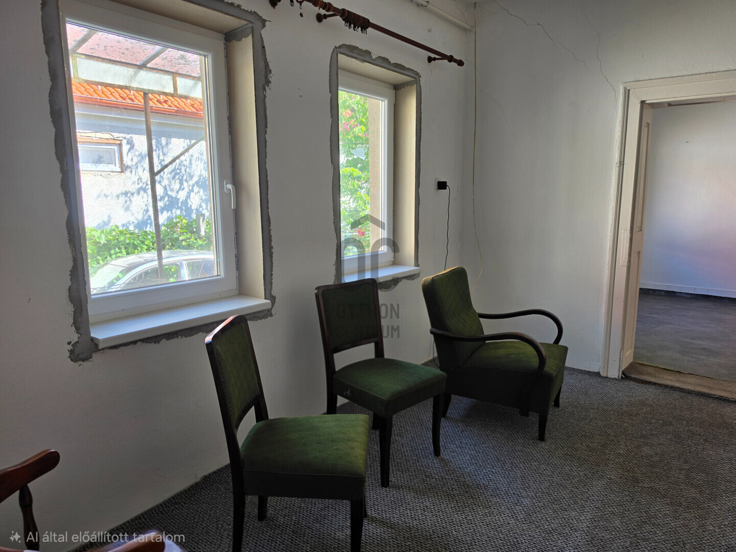 Gallery zoom image