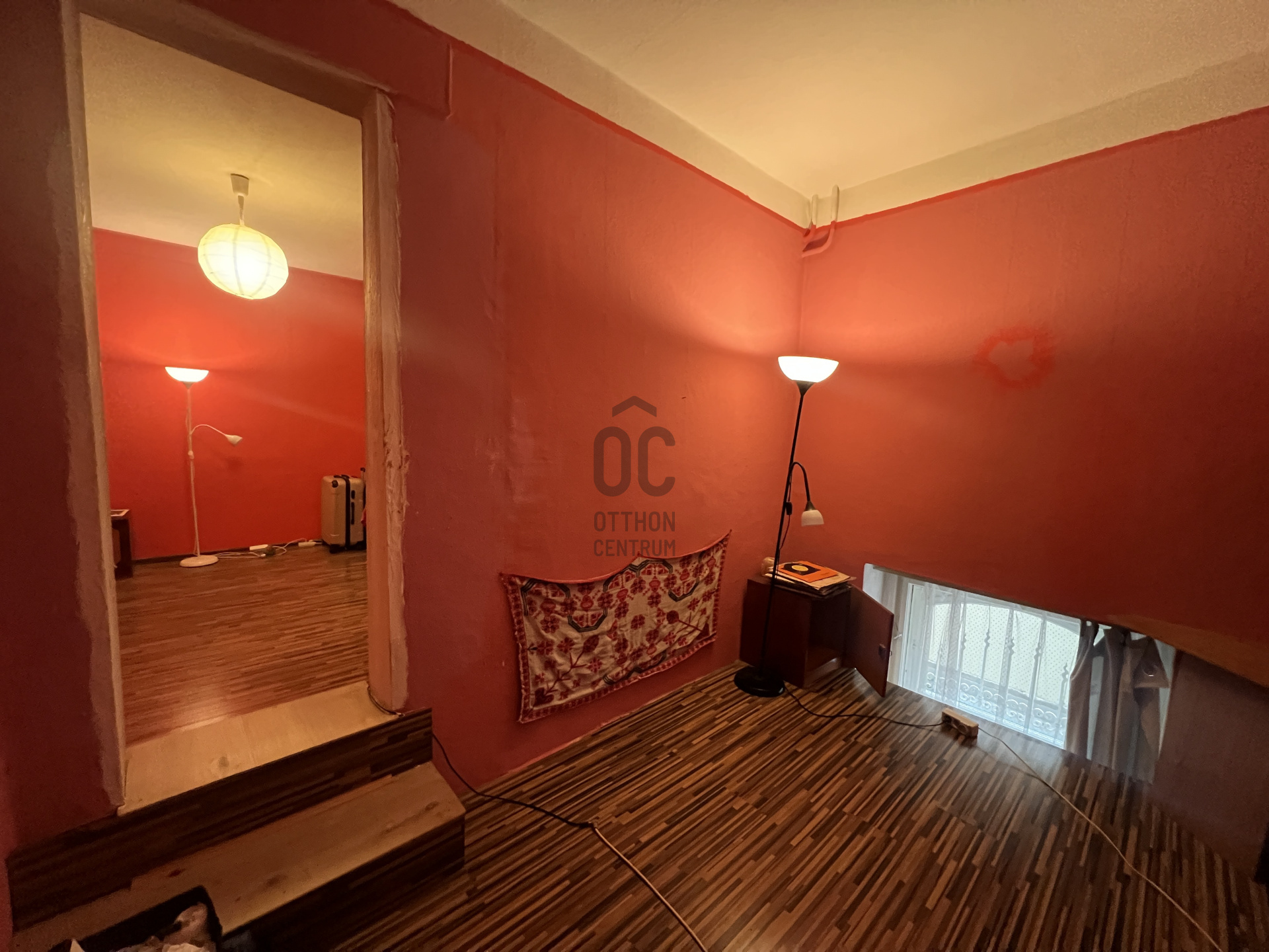 Gallery zoom image