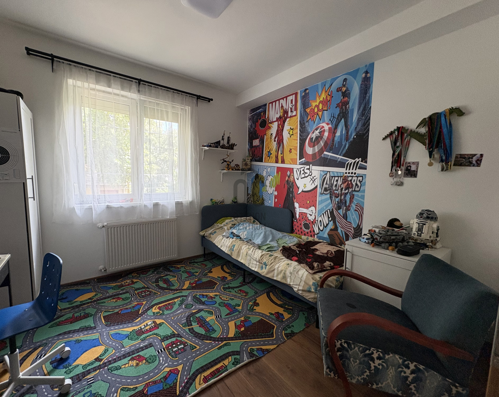 Gallery zoom image